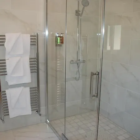 Tuskar House By The Sea