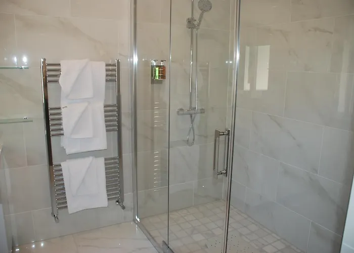 Tuskar House By The Sea